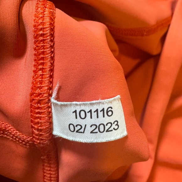 Outdoor Voices TWO PIECE SET (SplashKnit All-Time Bra) & (SplashKnit 5" Short) - Picture 7 of 9